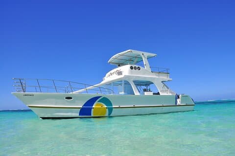 Tour privado en catamarán en grupo