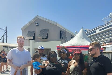 Passageiros de navio de cruzeiro: do píer de Ocho Rios ao museu Bob Marley