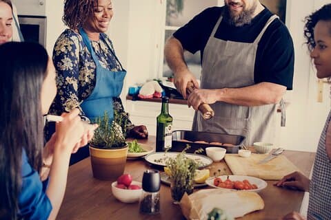 Classe de culinária autêntica Piemonte: Pasta fresca, sobremesas e vinho