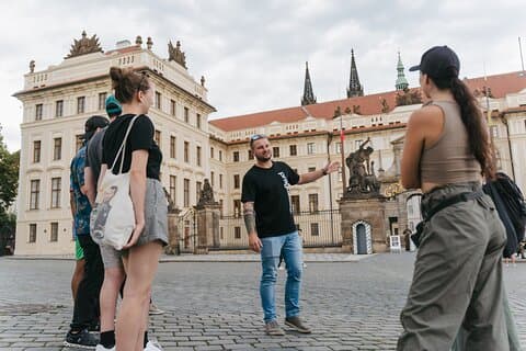 Prager Burggelände & Außenanlagen Kleingruppentour mit PragueWay