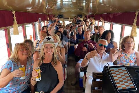 Excursão pela cidade de comédia em Cleveland