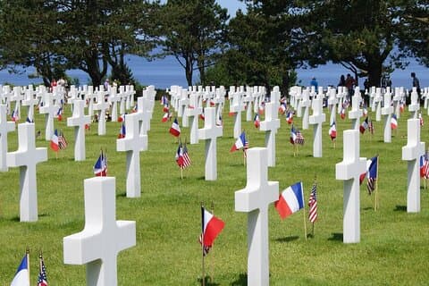 Normandy D-Day Omaha and Utah Beaches Private Tour from Paris