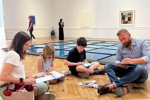 Visite guidée privée pour les familles et atelier artistique - Rome