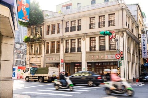 台北のディープ:国立故宮博物院、北投、大稲埕の日帰りツアー