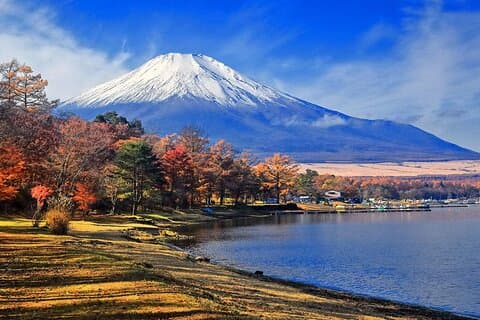Berg Fuji Touren zum Kawaguchi See und Yamanaka Onsen Englischer Reiseführer