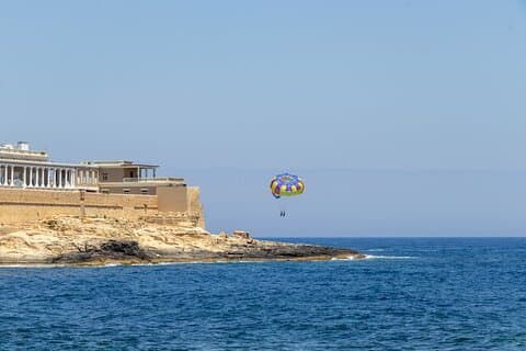 Privat tur parasailing på Malta