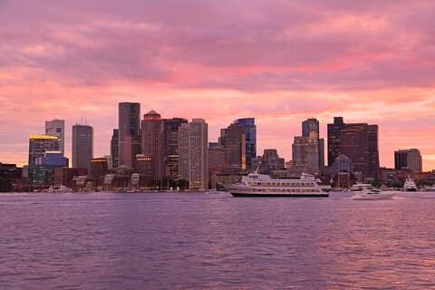 Naturskjønn natttur i Boston med cruise i solnedgang