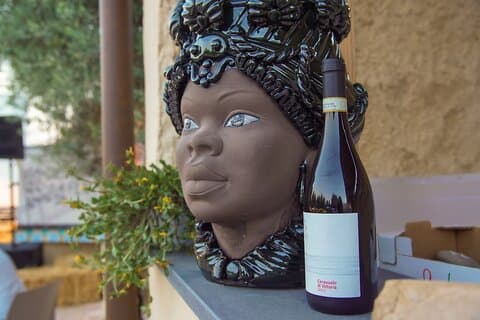 Valle delle Ferle mit Weinprobe und Brunch in Caltagirone