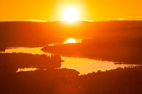 Arctic Wilderness Hike fra Rovaniemi: Midnatssol & solnedgang