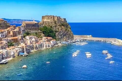 Servicio de traslado de pasajeros de Torre Faro (Messina) a Scilla ida y vuelta