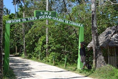 Excursión privada de día completo a la granja de especias del bosque de Zanzíbar Jozani