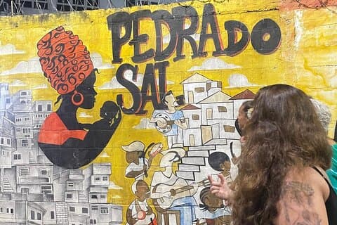 Noite de Samba ao Vivo na Pedra do Sal