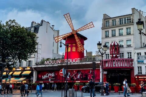 Montmartre Magic : Une balade à travers l'art, l'amour et l'histoire