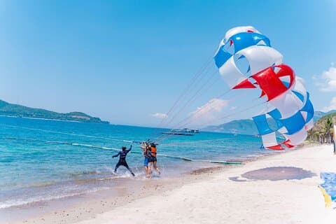 Inselhopping-Tour und schwimmende Party Nha Trang