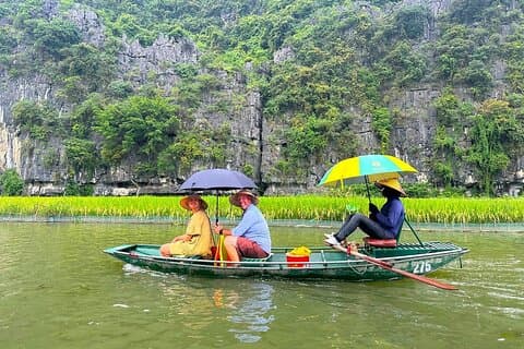 De Hanoi à Ninh Binh : visite quotidienne avec déjeuner, vélo et excursion en bateau