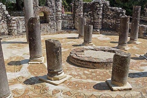Categoría:Patrimonio de la Humanidad de la UNESCO,Castillo de Lekursi,Playa de Ksamil