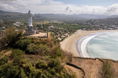 Tour privado de tirolesa y parque de aventuras desde San Juan del Sur