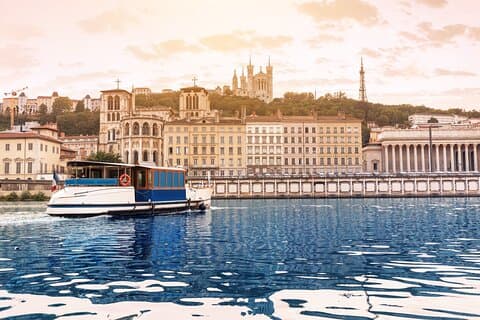Lyon Old Town Tour with Sightseeing Cruise Tickets