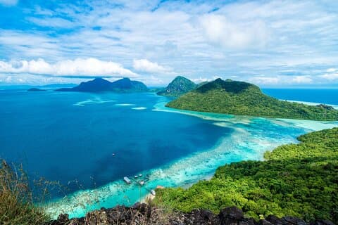 Semporna Bohey Dulang Hike and Snorkeling at Mantabuan and Sibuan