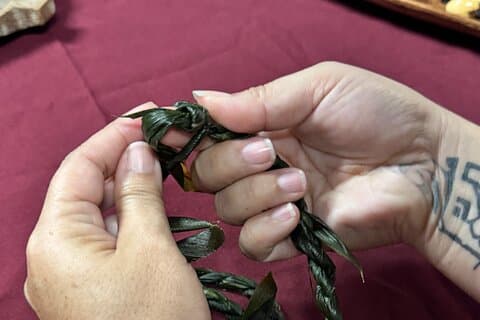 Ti Leaf Armbånd Craft Class på Maui
