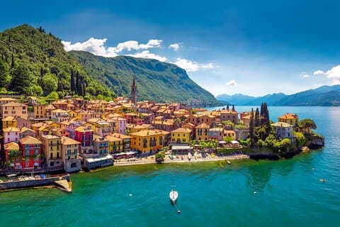 Private Boat Tour 2, 3 or 5 Hours on Lake Como starting from Lezzeno