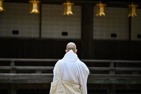 Koyasan Privat dagstur fra Osaka eller Kyoto med Engelsk sjåfør