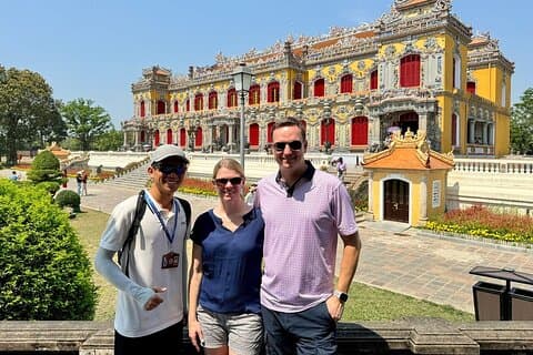 From Da Nang/Hoi An : Hue Imperial Luxury Tour via Hai Van Pass
