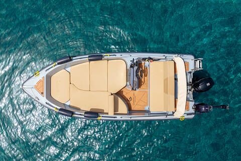 Santorini Rent a Boat - Lizenzfreie private Kreuzfahrt