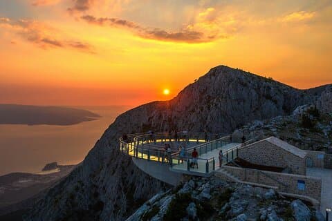 Privat tur fra Split til Biokovo Skywalk og St. George Peak