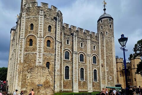 Hotell nära Tower of London Express Experience