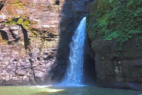 Tour delle cascate di Pagsanjan con pranzo incluso