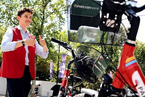 Excursão guiada de bicicleta pelos destaques da cidade de Paris