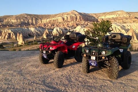 Tour in quad al tramonto in Cappadocia