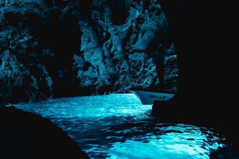 Blue Cave, Hvar & 5 Inseln Speedboat Abenteuer von Split