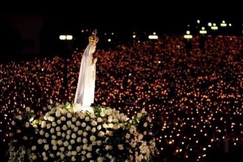 Santuário de Fátima e Mosteiro de Batalha (site da UNESCO) 8H