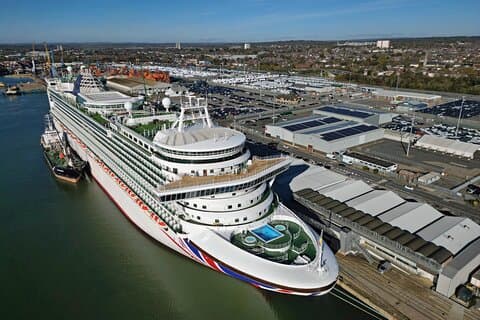 Transport til/fra London Gatwick lufthavn til Dover Cruise Port
