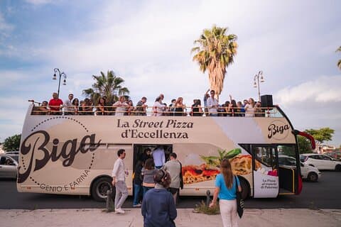 Aperitif on a bus tour around the city of Palermo