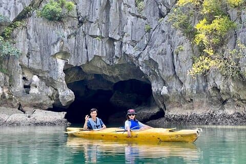 Baia di Lan Ha-Arcipelago di Cat Ba: kayak e bicicletta esplorano Viet Hai