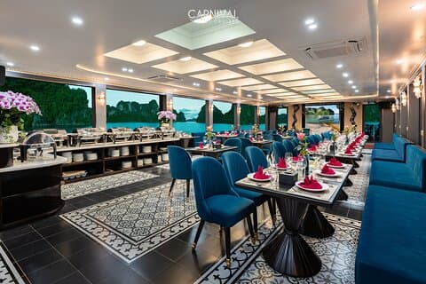 Crucero VIP por la bahía de Halong: Natación, kayak, cuevas, almuerzo buffet y fiesta