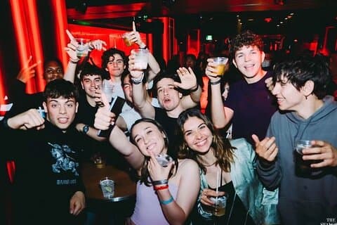 Giro dei pub e dei club di Shanghai Night Vibes