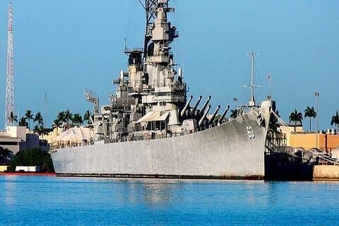 Pearl Harbor and Mini Circle Island Tour from Kauai