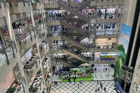 3-timers privat shopping og forhandlingstur på et World Trade Hub