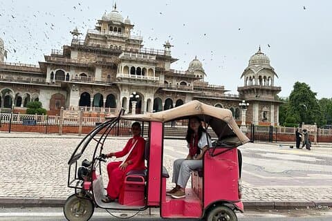 Visite de la ville de Jaipur en E-Rickshaw conduit par des femmes