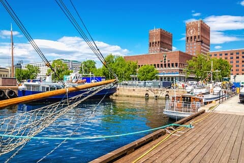 Family-friendly Fun Oslo Private Guided Tour with Kids