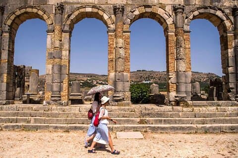 Tagesausflug von Fes nach Volubilis und Meknes. Kleine Gruppe