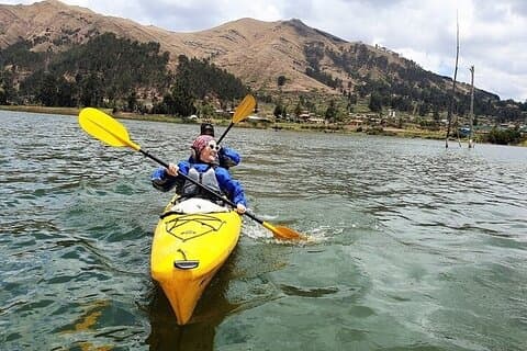 Kajakk i Huaypo Lagoon Fra Cusco