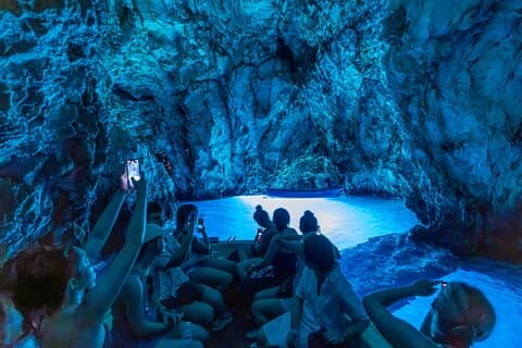 Split/Trogir: Blue Cave, Vis e Hvar Speedboat Day Tour