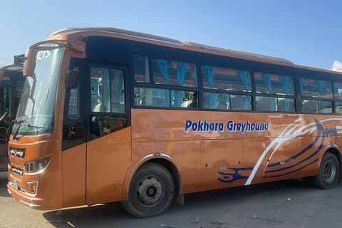 Ônibus turístico de Katmandu para Pokhara Sofa Seat