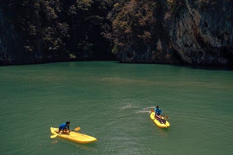 Hong by Starlight with Canoe