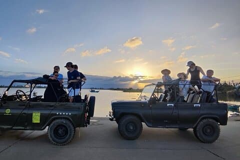 Tour en jeep al atardecer por las vistas panorámicas y la cultura local de Hoi An